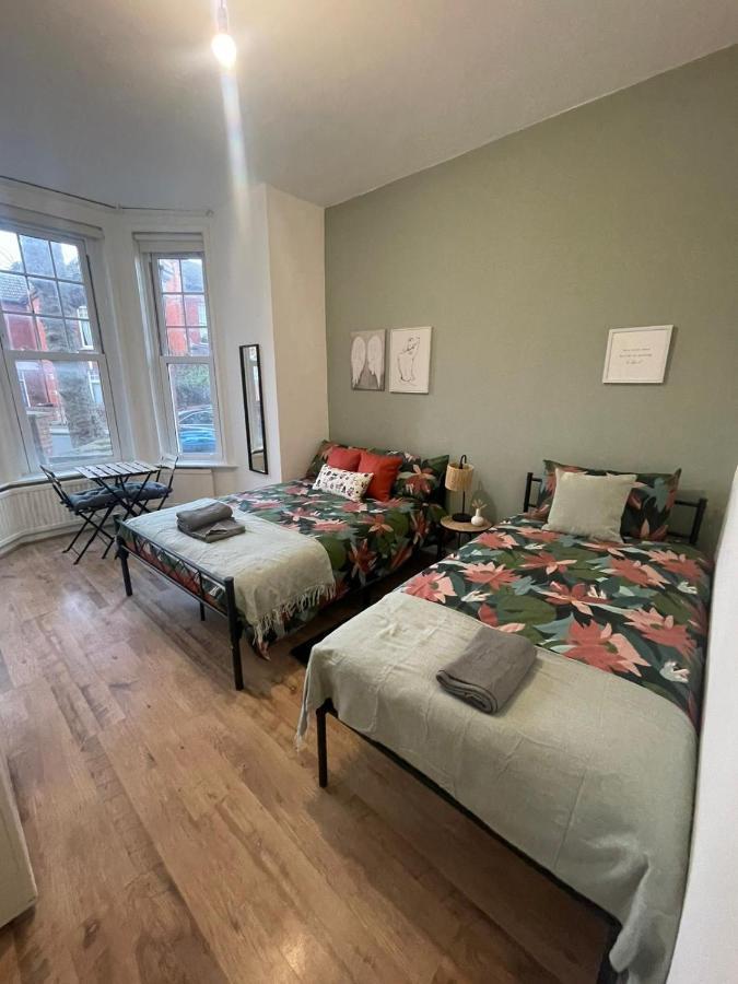 Contemporary Private Rooms Near Central Λονδίνο Εξωτερικό φωτογραφία