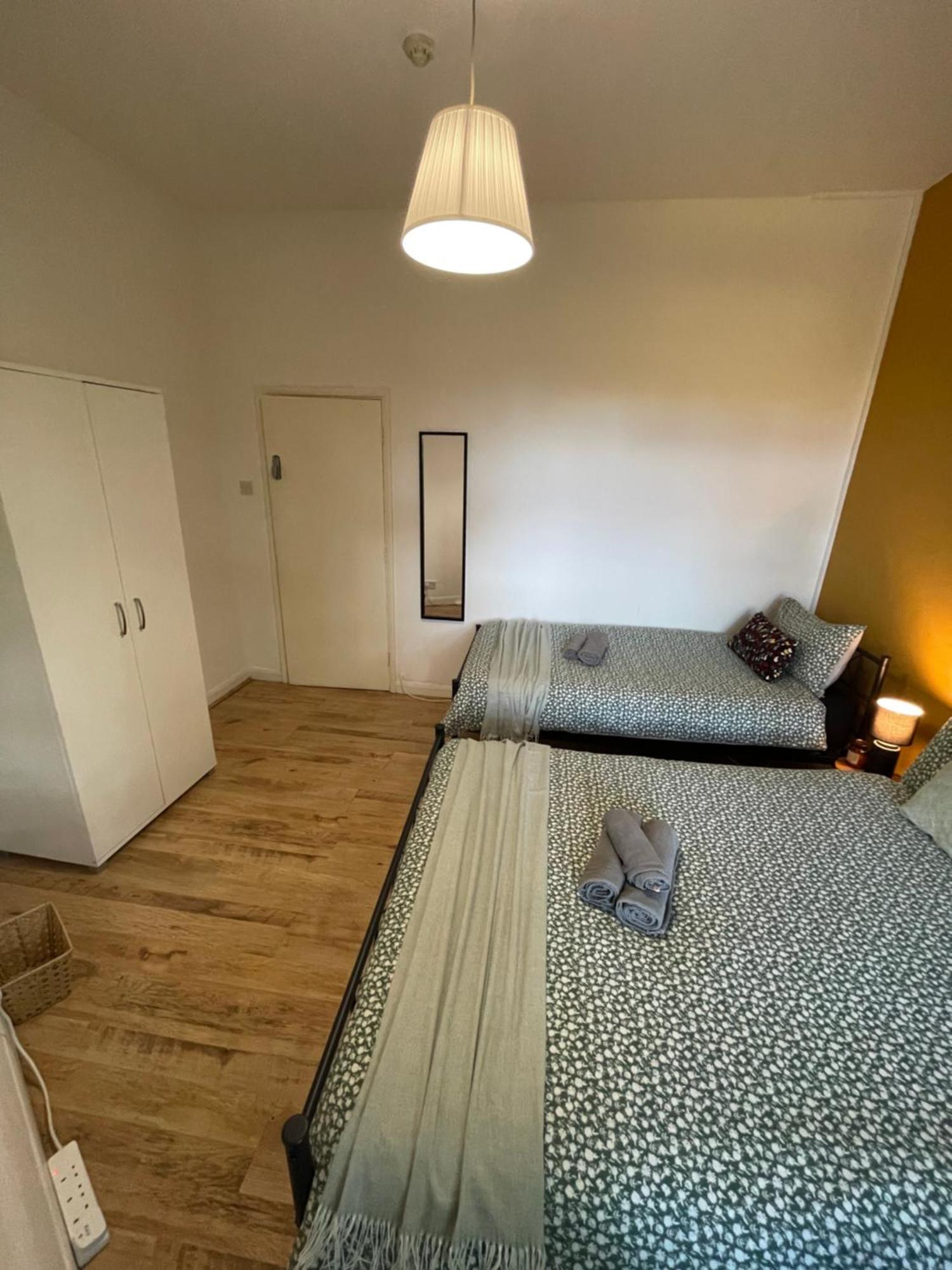Contemporary Private Rooms Near Central Λονδίνο Εξωτερικό φωτογραφία